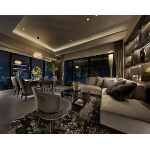 Staged living dining