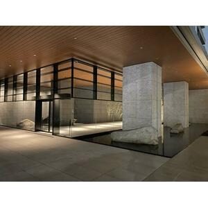 Shirokane The Sky EAST - Entrance