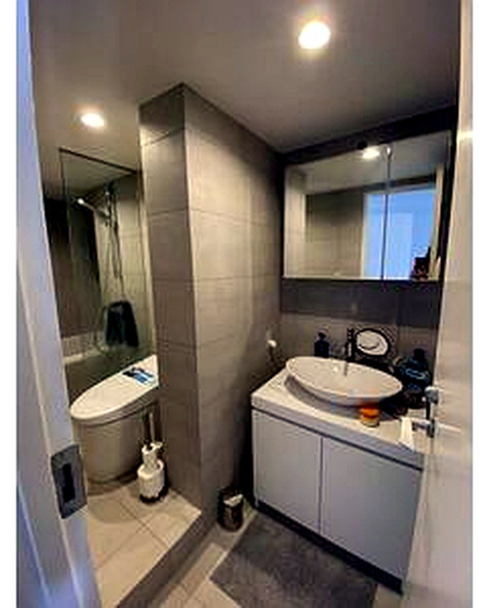 Powder room